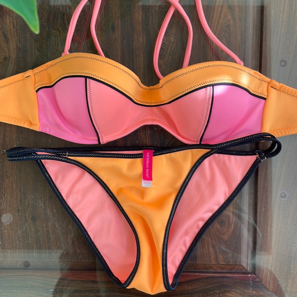 VS bikini swim